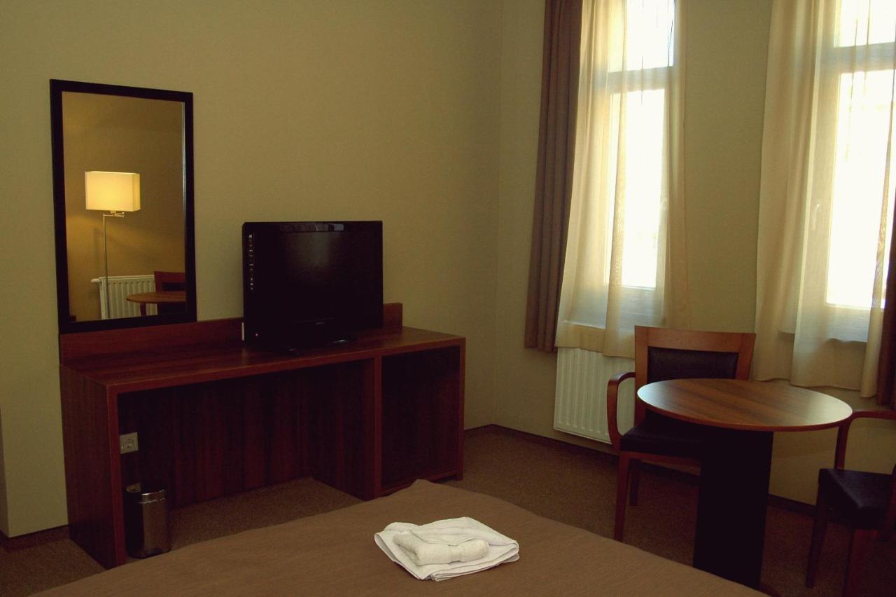 Fiaker Panzio Bed & Breakfast Zalaszentgrót Екстериор снимка